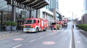Üsküdar'da AVM'de panik! İş yerinden yükselen duman ekipleri harekete geçirdi