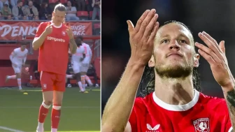 Weghorst'un Maç Sırasındaki İlginç Ritüeli Kameralara Yansıdı!