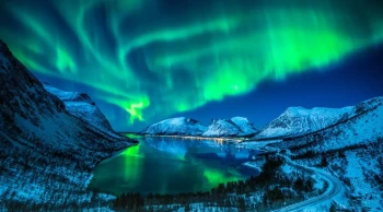 Kuzey Işıkları'nın Büyülü Gösterisi: İzlemek İçin En İyi Noktalar ve Ücretsiz Tavsiyeler