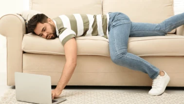 Uzun Süreli Hareketsizlik Kalp Damar Sağlığını Tehdit Ediyor