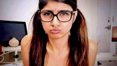 Mia Khalifa, Donald Trump'ın çıplak fotoğraflarını yayınlamakla 'tehdit edildi'