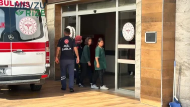 Trabzon'da Okulda Sarsan Gıda Zehirlenmesi İddiası: 12 Öğrenci Hastaneye Sevk Edildi