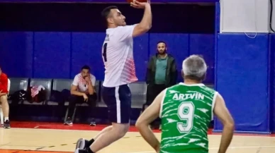 Artvin'de Kamu Spor Oyunları Basketbol Turnuvası’nın merkez ilçe finali tamamlandı