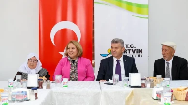 Artvin Valisi Ergün, Sakin Şehir Şavşat'ta Huzurevi Ziyareti Gerçekleştirdi