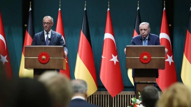 Erdoğan: "Almanya, bu tarihi soykırımı görmezden mi geliyor?"
