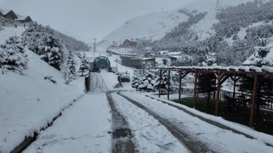 Erzurum'da 14 Ekim'de Okullar Tatil Mi? Salı Günü Kar Tatili Bekleniyor Mu?