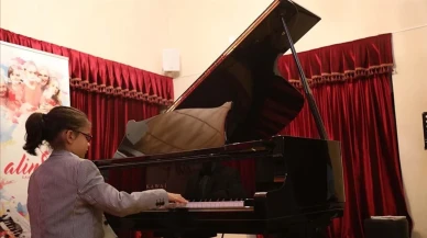 Yusufhan Çakır Kimdir? 11 Yaşında Lise Diploması Alan Piyano Dahisi