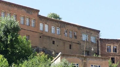 Bitlis İl Kültür ve Turizm Müdürlüğü iletişim bilgileri: Bitlis İl Kültür ve Turizm Müdürlüğü telefonu kaç? Adresi ne?