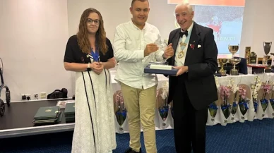 Tuna Tunca, Manş Denizi’ni geçti