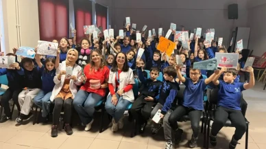 Hopa’da Öğrencilere Ağız ve Diş Sağlığı Eğitimi Düzenlendi