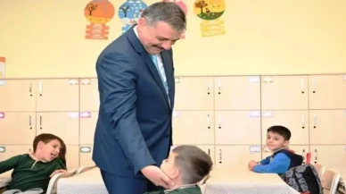 Vali Çiftçi, Şehit Taha Nergiz İlkokulu’nu Ziyaret Etti