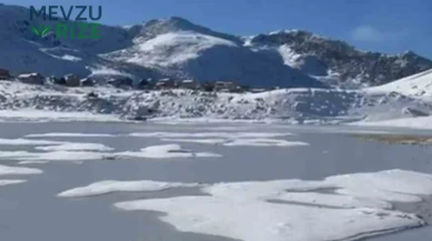 Rize’de ‘Adalı Göl’ buz tuttu: Koçdüzü Yaylası’nda kışın ilk izleri