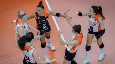 Eczacıbaşı zaferi: Galatasaray'ı set kaybıyla mağlup etti!