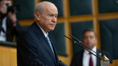 Bahçeli'den "15 Aralık Dünya Türk Dili Ailesi Günü" Kutlaması: Dilimiz, Köklerimizi ve Birliğimizi Güçlendiriyor!