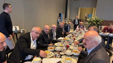 Rize'de İftar Geleneği: Nurettin Cengiz ve Şükrü Cevahir Dostlarla Bir Araya Geldi!