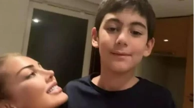 Petek Dinçöz'ün oğlu kocaman oldu! Annesinin boyuna yaklaştı