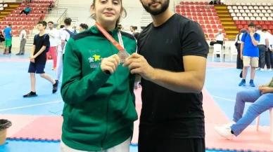 Artvinli Zeynep Torun, Tekvando'da Türkiye İkincisi oldu!