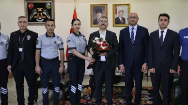 Iğdır Valisi Ercan Turan'dan Özel Güvenlik Haftası’nda Anlamlı Kabul