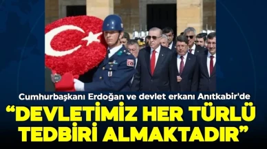 Cumhurbaşkanı Erdoğan ve Devlet Yetkilileri Anıtkabir'i Ziyaret Etti!
