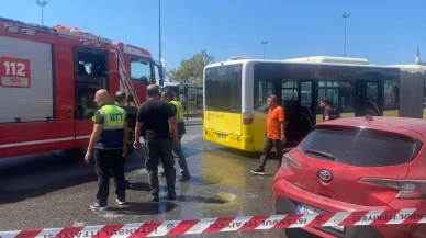 Bakımsız İETT otobüsü tehlike saçtı: Faciadan kıl payı dönüldü