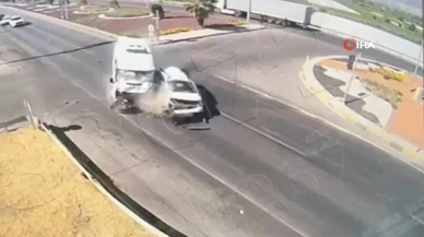 Manisa Alaşehir’de Ambulans ve Otomobil Çarpıştı: 1 Ölü, 7 Yaralı