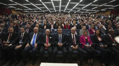 Kurultay İflası: Yetersiz İmza ile Yönetim Destanı Son Buldu!