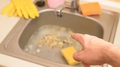 Meğer boşuna uğraşıyormuşuz! Lavabo tıkandıysa bu yöntemi deneyin