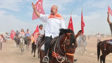 Menemen'de Rahvan At Yarışlarında Katılım Rekoru Kırıldı
