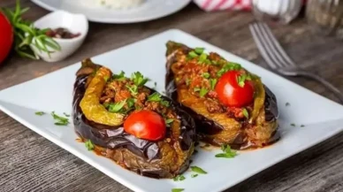 Patlıcan Severlerin Bayıldığı Karnıyarık Nasıl Yapılır?