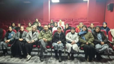 Güroymak Ahmet Mücteba Albayrak Bilgi Evi’nde Öğrencilere Özel Sinema Etkinliği