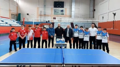 Cumhuriyet Ortaokulu Masa Tenisinde İlçenin Zirvesinde