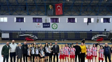 Genç Kızlar Futsalda İl Birincileri Belli Oldu