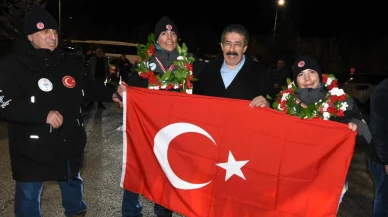 Kitzbühel’de Çifte Gurur: Erzurumlu Özel İkizler Dünya Kürsüsünde