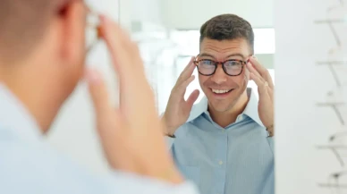 Gözlük kullanan herkesin dikkatine! Artık gözlük camlarınızı her ay değiştirmeye gerek kalmayacakmış