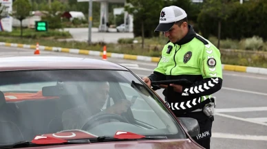 İşte madde madde 2026 trafik cezaları! Bunları yapanın kendi de cebi de yandı