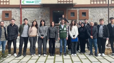 Rize Yeşilay Kampüsü'nde Lise Öğrencilerine Yönelik Bağımlılıkla Mücadele Semineri Düzenlendi