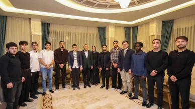 Rize'de İftar Ziyafeti: Vali Baydaş, Üniversite Öğrencileri ile Bir Araya Geldi