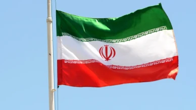 İran'dan çarpıcı açıklama: ABD kendi kendisiyle müzakere yapıyor