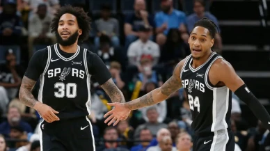 Spurs, Bucks'ı Mağlup Ederek Üst Üste 8. Zaferini Elde Etti!