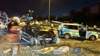 Kastamonu’da İki Araç Çarpıştı: Dört Kişi Yaralandı!