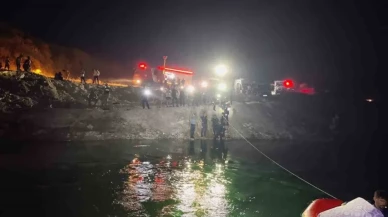 Fırat Nehri’nde Su Taşkını: 26 Kişi Güvenle Kurtarıldı!