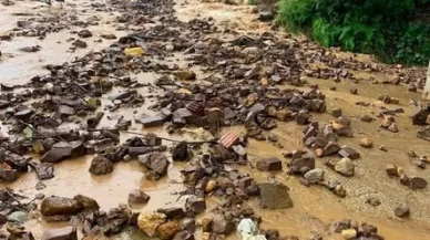 Şiddetli Yağış Giresun’u Vurdu: Espiye Belediyesi Ekipleri Sahada