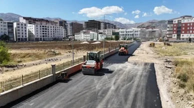 Muş’ta Saray Mahallesi’nde Asfalt Çalışmaları Başladı