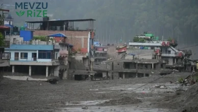 Nepal'de Sel Felaketi: Hayatını Kaybedenlerin Sayısı 270'i Buldu