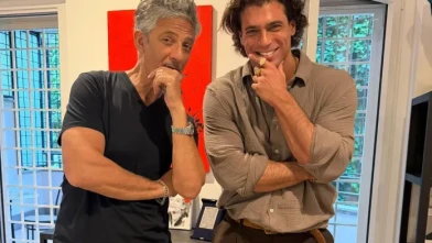 Can Yaman’dan Radikal İmaj Değişimi! Yeni Tarzı Sosyal Medyayı İkiye Böldü