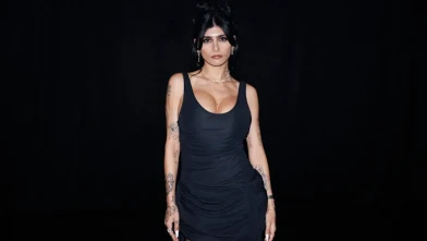 Mia Khalifa, bir marka kampanyası için ipli bikinisiyle göz kamaştırıcı bir enerji sergiledi