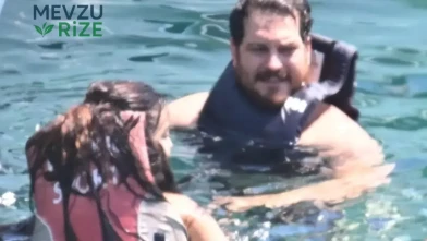 Bodrum’da Ünlü Çiftin Tekne Keyfi: Renkli Anlar Kameralarda!