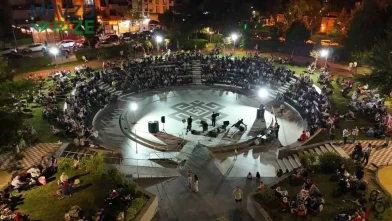 Altıeylül'de Yaz Akşamlarına Trio Müzik Coşkusu Ünlü İsimlerle Taşındı