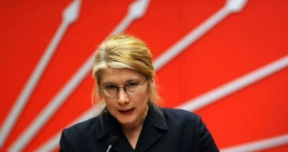 Emine Ülker Tarhan kimdir? CHP'ye katılan Emine Ülker Tarhan kaç yaşında, nereli, evli mi?