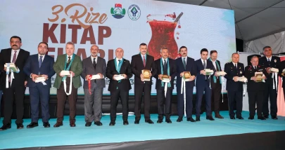 Rize’de 3. Kitap Fuarı Başladı: 150 Yayınevi ve 200 Yazar Okurlarla Buluşuyor!